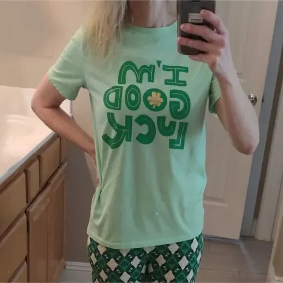 St Patrick's Day Pastel Green I'm Good Luck Leprechaun Clover T-shirt - Picture 3 of 10